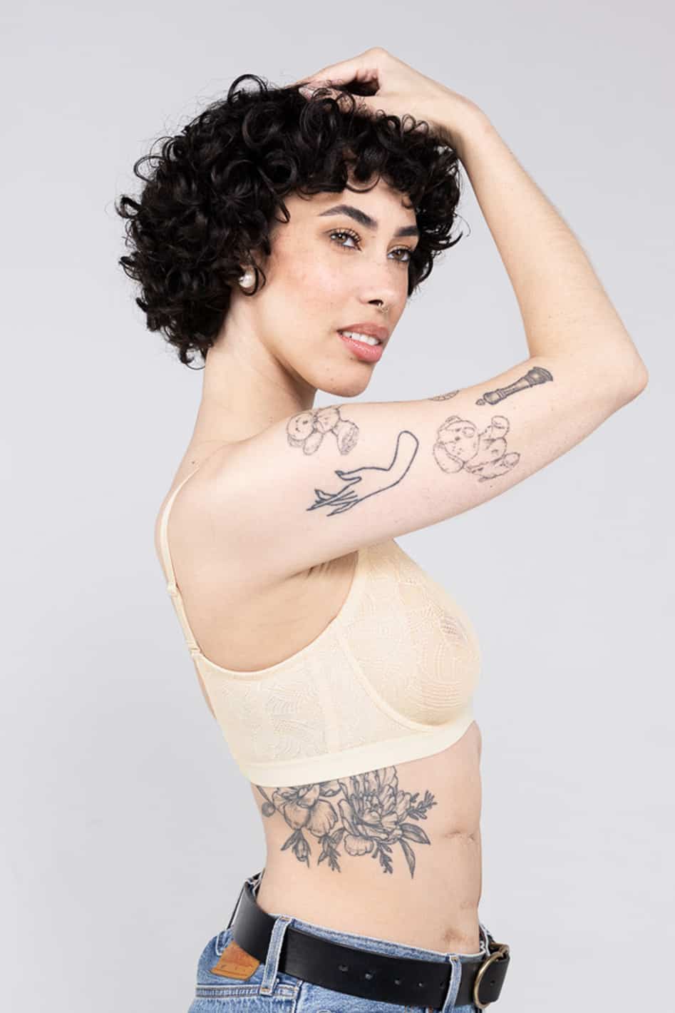 Understance Zoe FlexWire Sheer Lift Bra @Tiana wears Sand in 30DDD - #color_sand