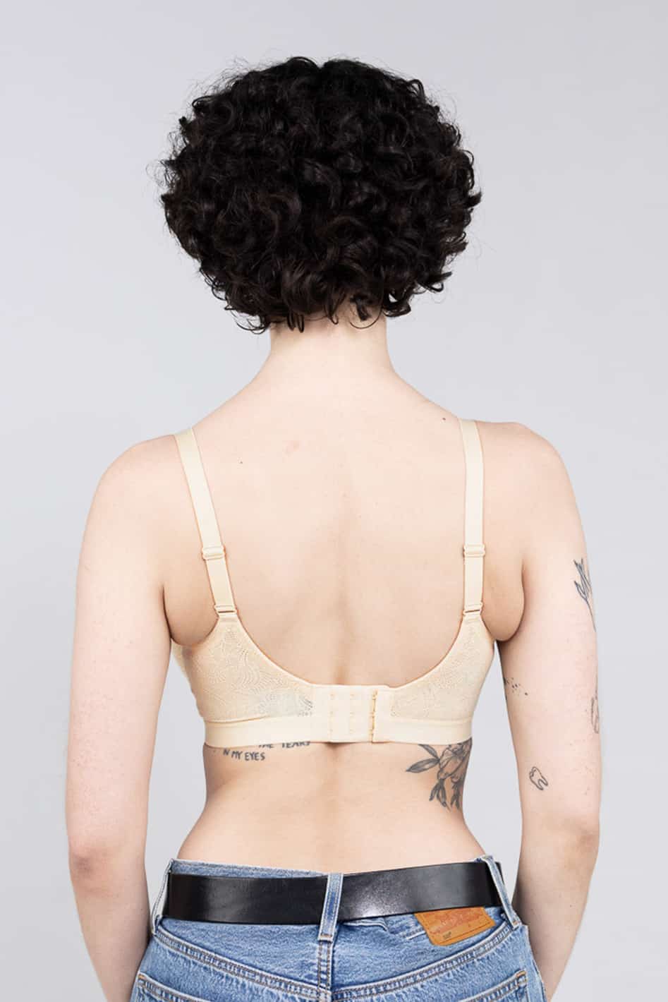 Understance Zoe FlexWire Sheer Lift Bra @Tiana wears Sand in 30DDD - #color_sand