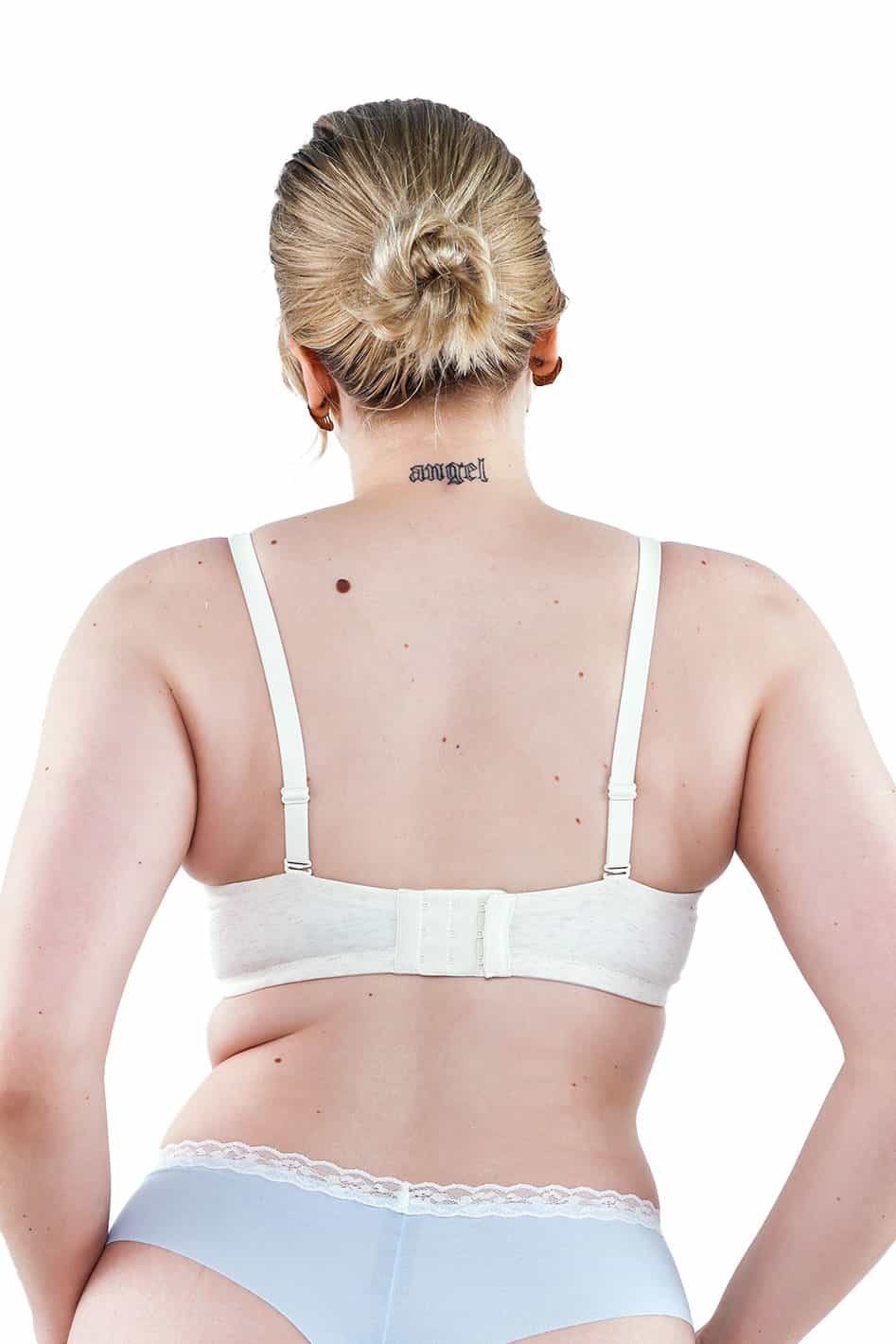 Understance Cotton Heather Wireless Plunge Bra A-C Cup @Anastasia wears White Melange in 36C- #color_white-melange