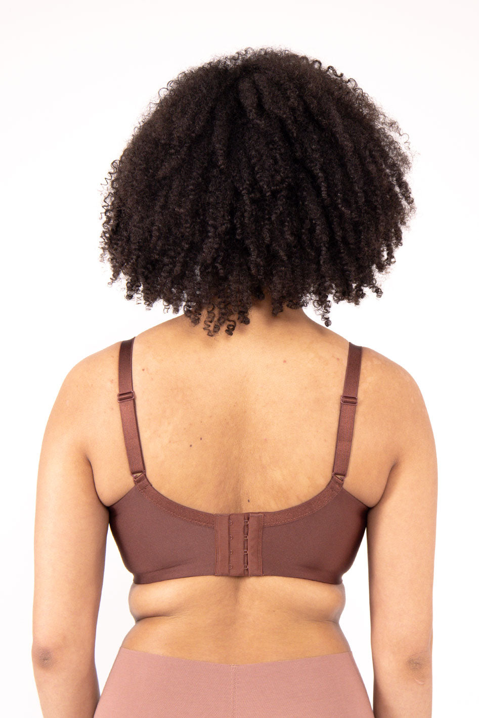 Understance Day to Night Bra @Alex wears Mocha in 34D- #color_mocha