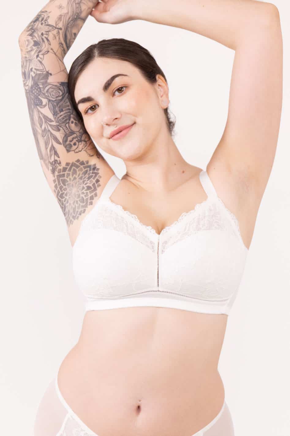 Hugger Smooth Lace Wireless Soft Cup Bra, C-DDD Cup - Understance