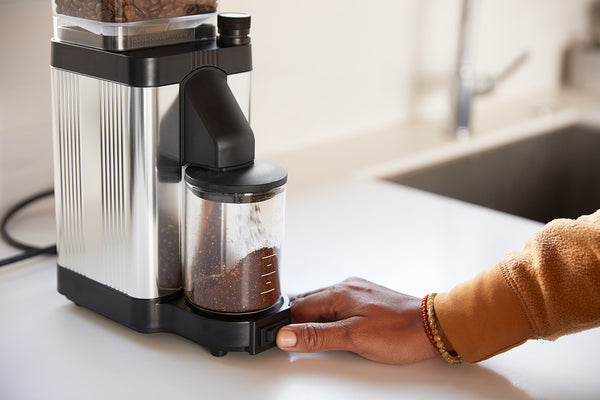 Review Of The Moccamaster KM5 Coffee Grinder 