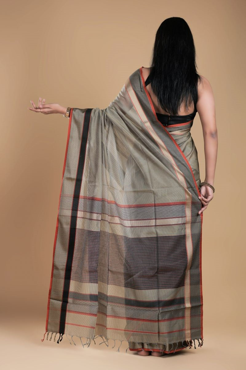 Buy Grey Gold Sualkuchi Assam Silk Saree - House Of Elegance – House Of  Elegance - Style That Inspires