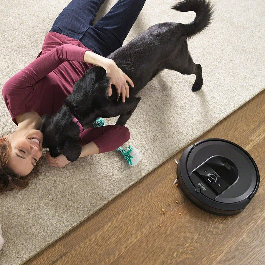 iRobot Roomba® i7+ Wi-Fi® 連接機器人吸塵器 - 非常適合養寵物的家庭