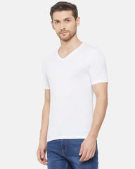 man wearing white undershirt