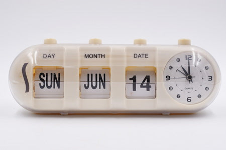 Horloge avec affichage date et jour 