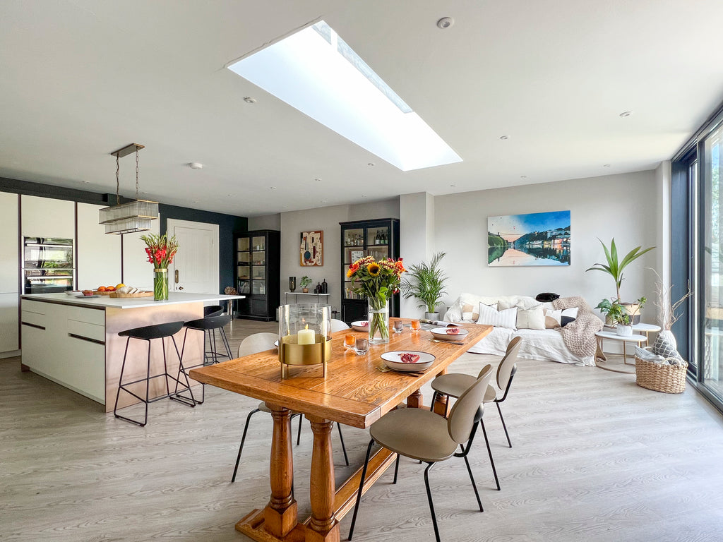 Open plan kitchen diner