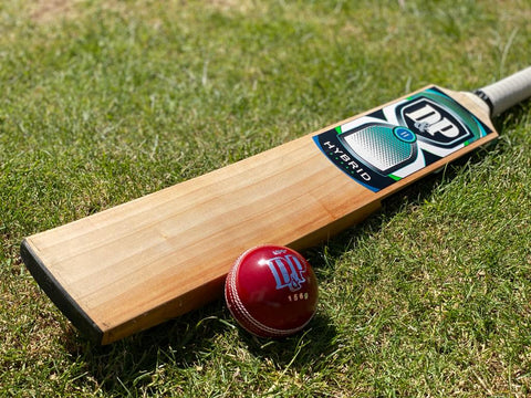 DP Cricket bat and cricket ball