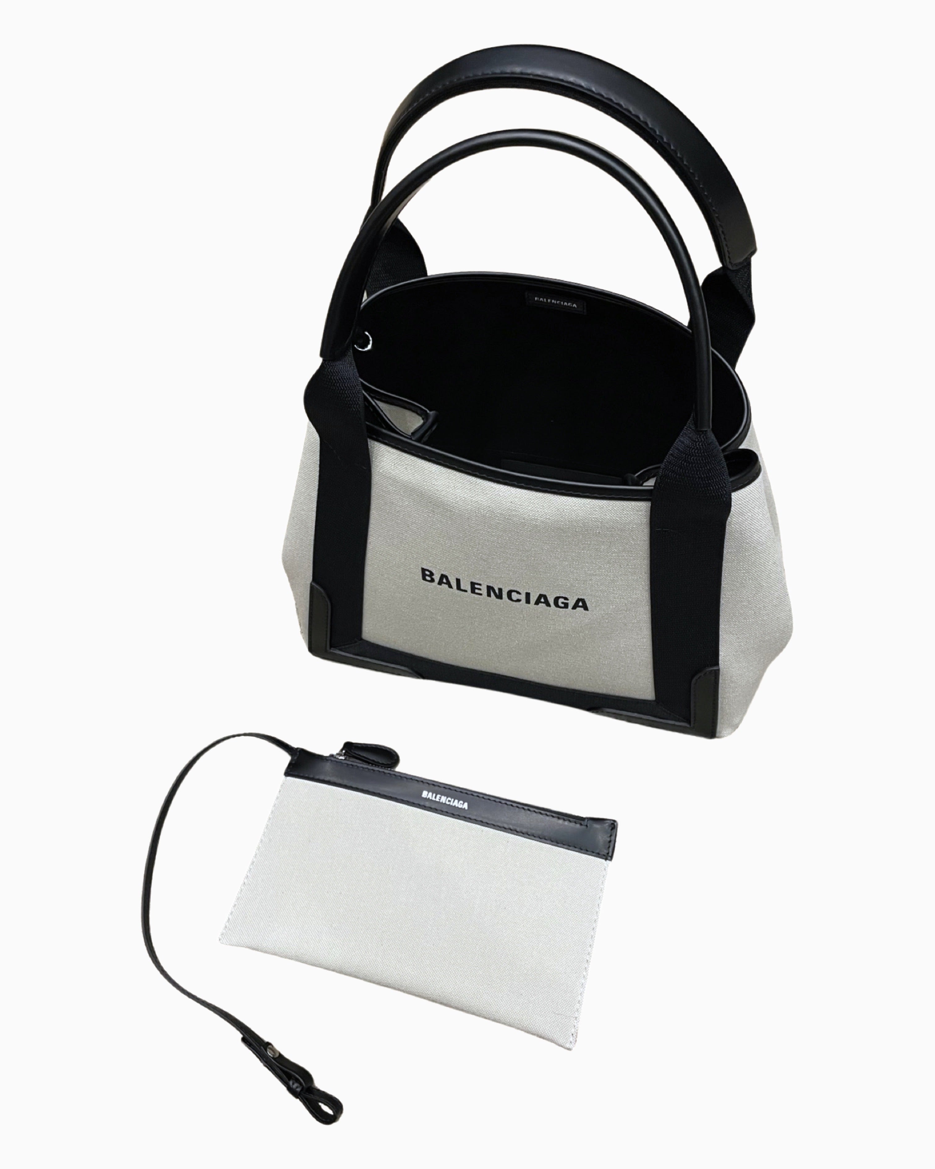 Mua Túi Xách Tay Balenciaga Hourglass XS Top Handle Bag Màu Đen  Balenciaga   Mua tại Vua Hàng Hiệu h022056