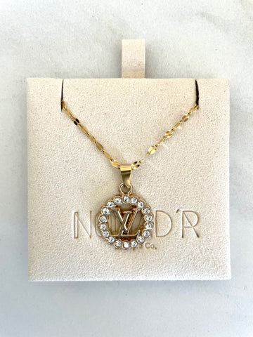 LV Pendant Necklace- BLACK/GOLD – Nomad'r Lifestyle Company