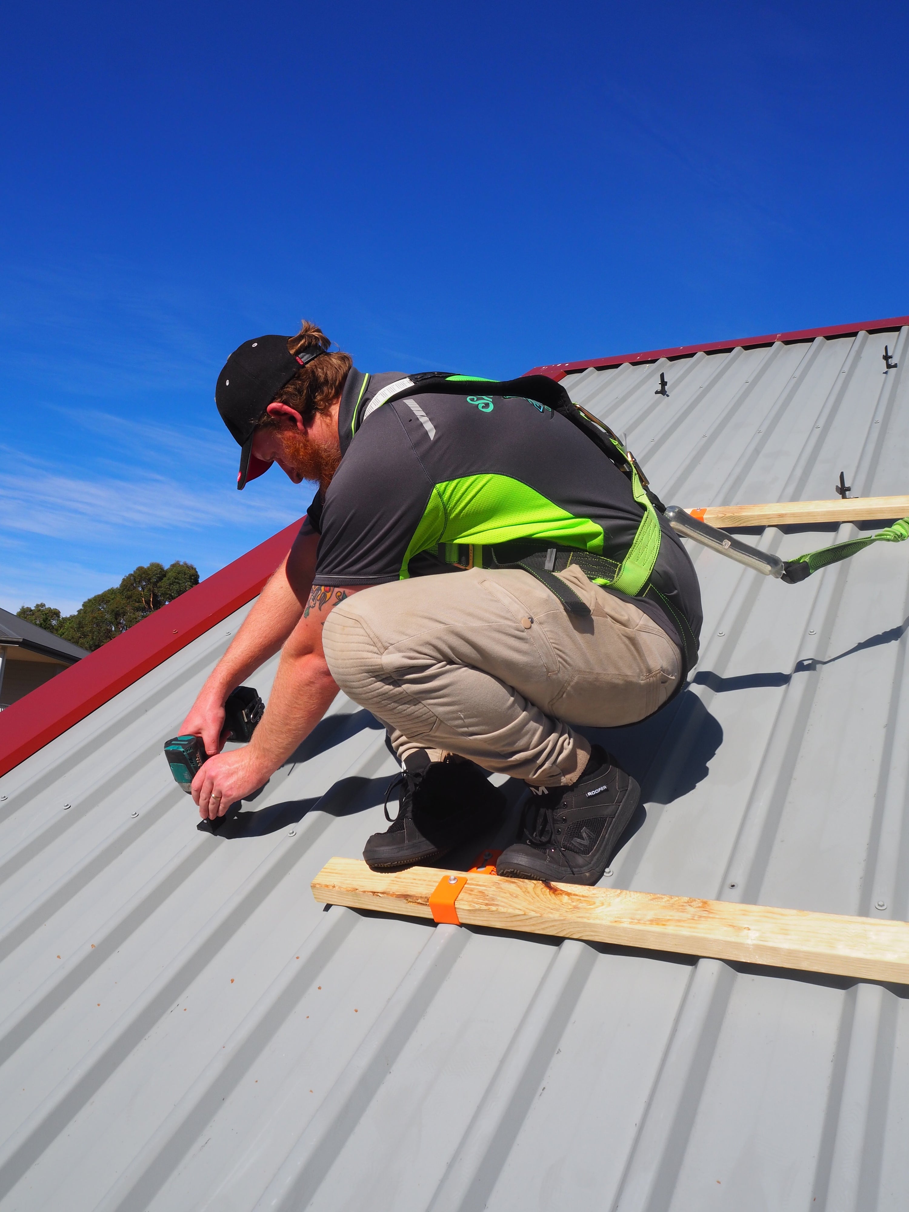 safe-work-on-roofs-information-sheet-ranga-grips