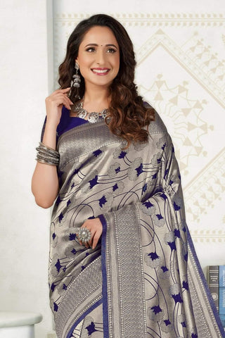 kanjivaram saree women online