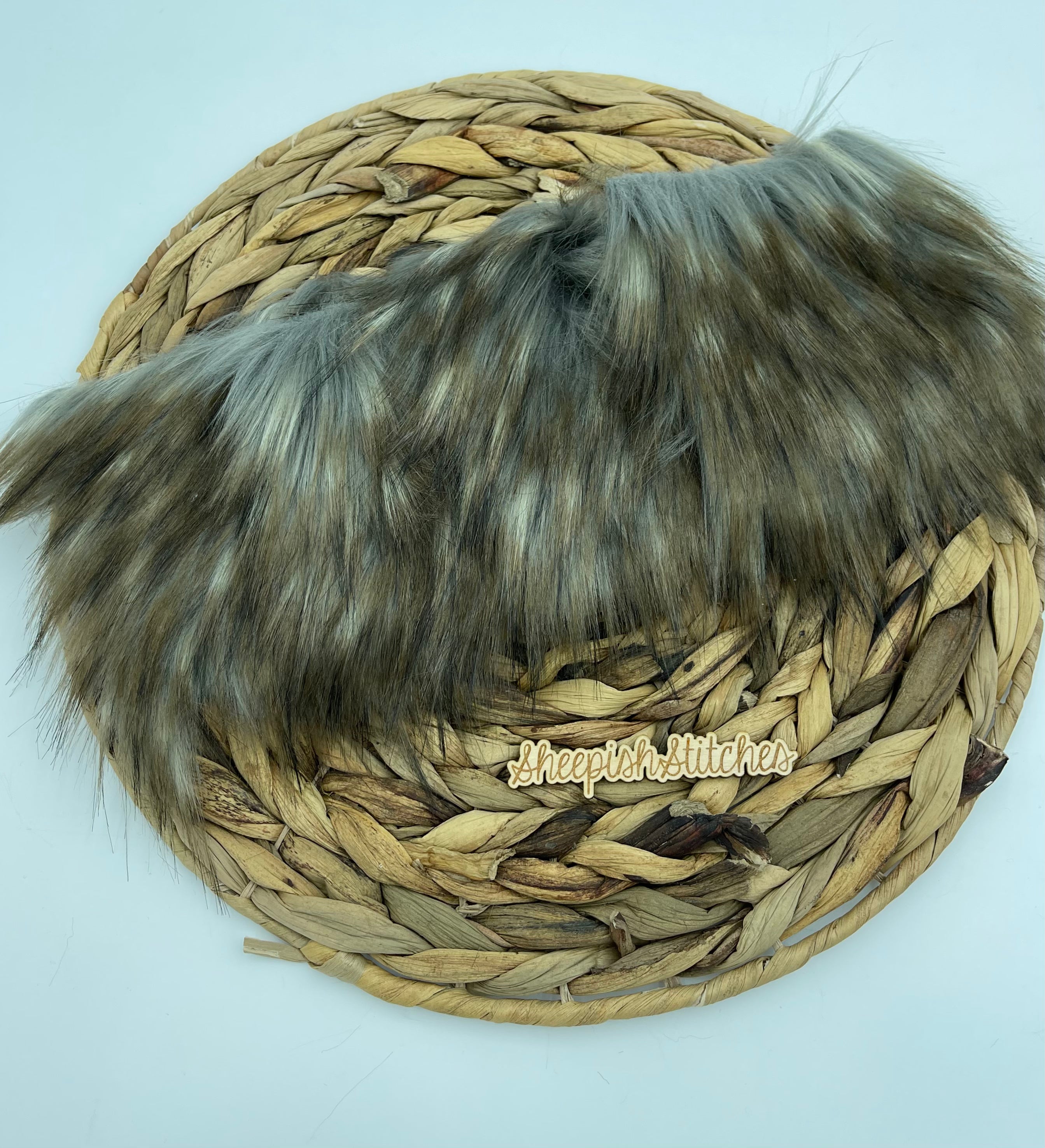 Apollo - Faux Fur DIY Pom Pack