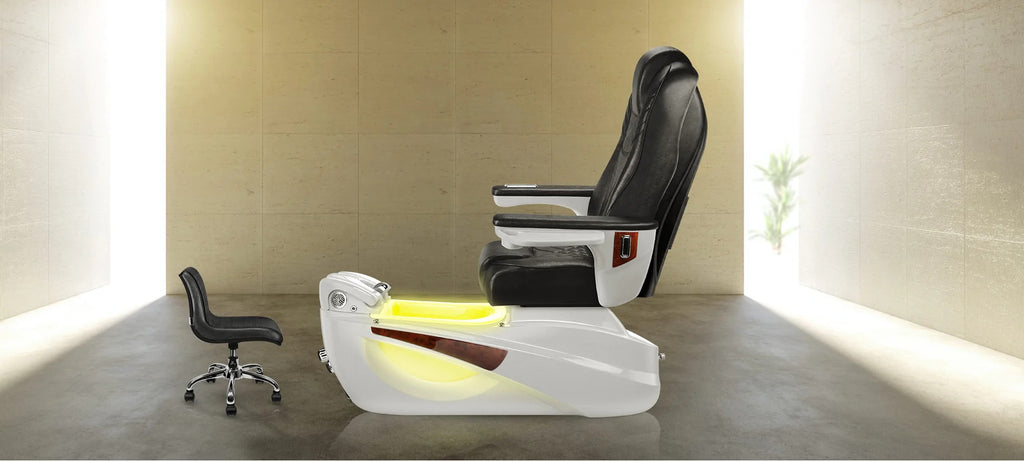 Not only offering the best relaxation to the clients, but the Luminous pedi-spa also assists technicians with full functions at hands