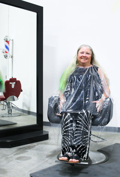 Large Hair Cutting Cape - Black – Salon Supply Co
