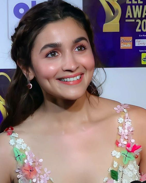 Alia Bhatt Soft Pink Makeup Look