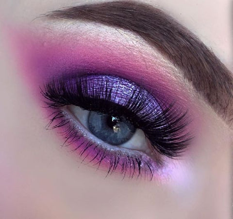 vibrant purples and raspberry pinks eyeshadow