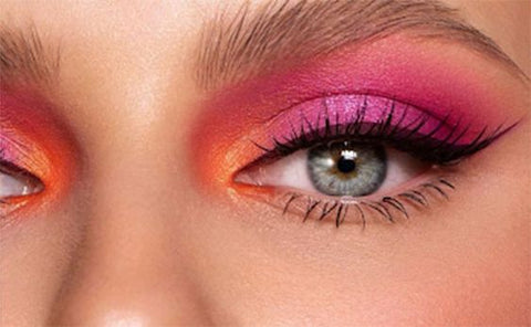 warm oranges and soft pinks eyeshadow