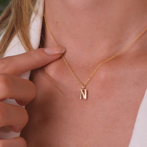 MONOGRAM NECKLACE GOLD  LETTER D – LoversLand