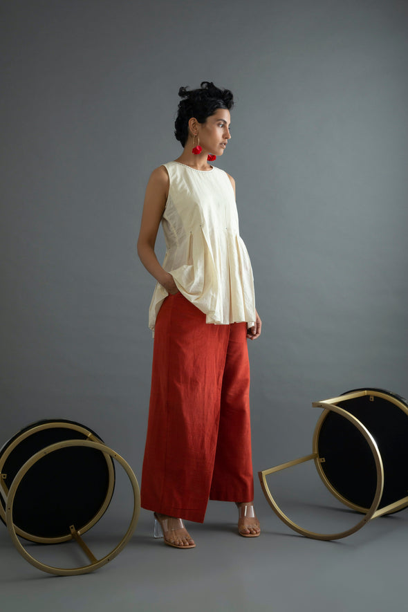 Rouge Remembrance Muslin Box Pleated Top