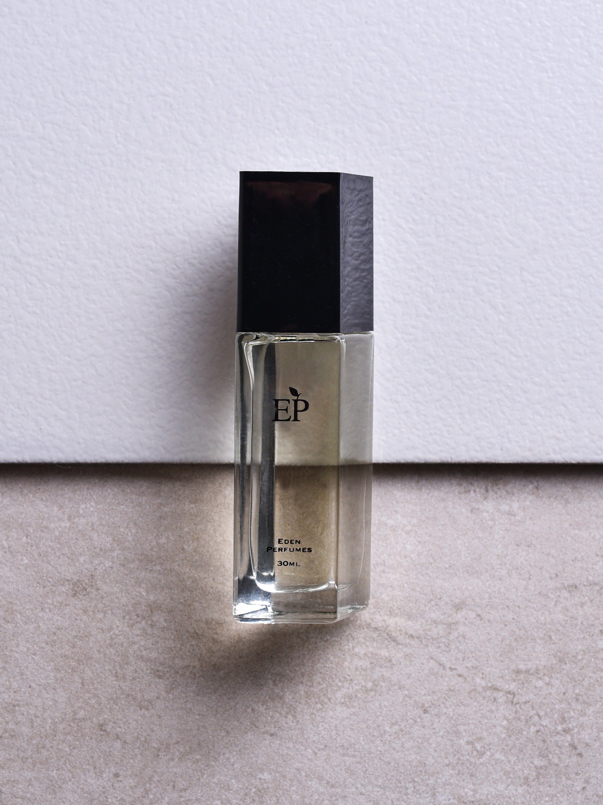 tom black perfume