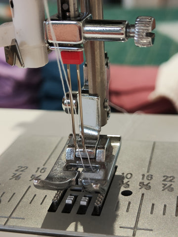 Twin needle sewing machine - everything you need to know about sewing with  a twin needle