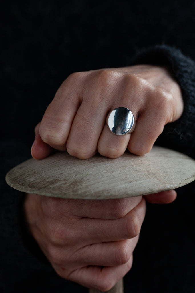 Catherine Hills Jewellery Pebble signet ring