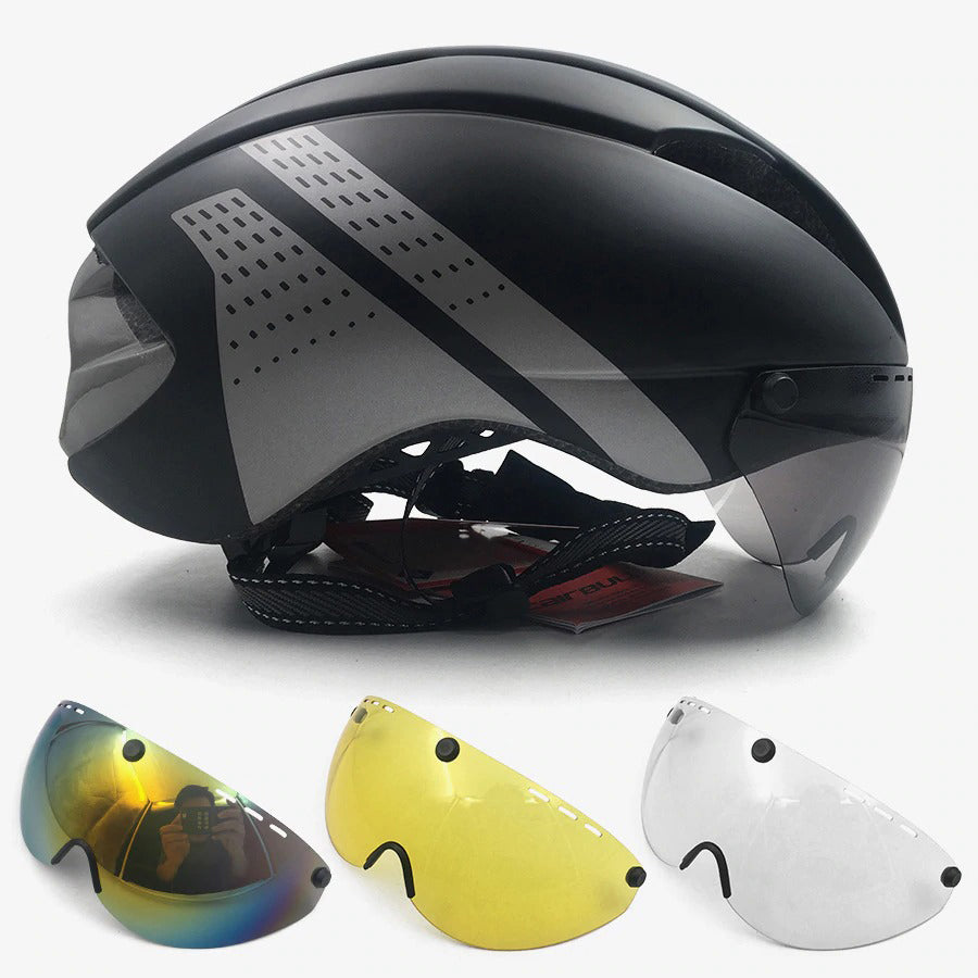 cycling helmet with visor