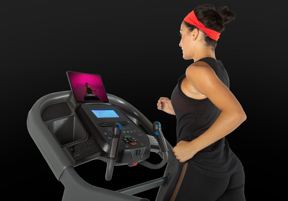 Horizon 7.4 AT Treadmill