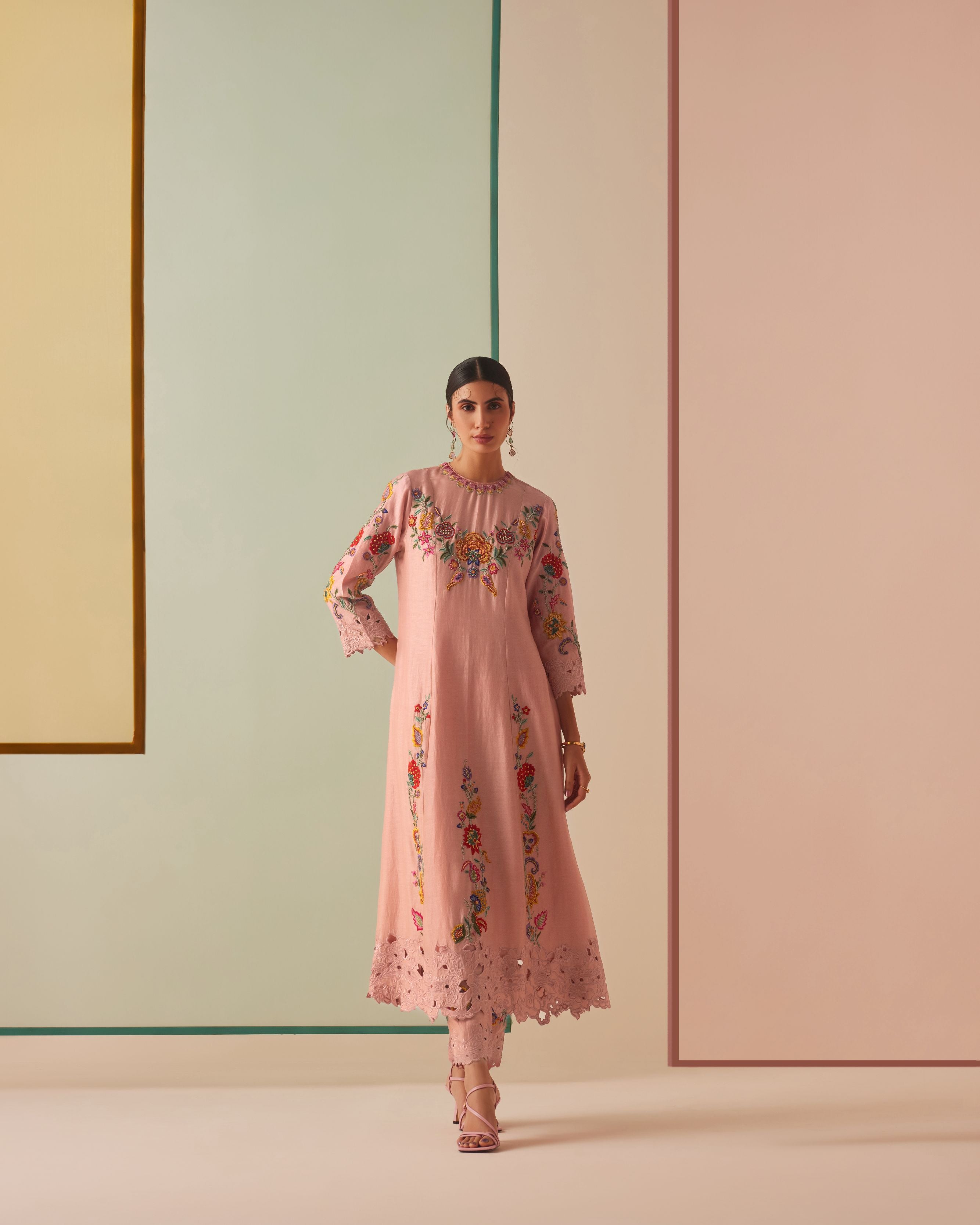 OLD ROSE EMBROIDERED FLARED KURTA WITH EMBROIDERED PANTS