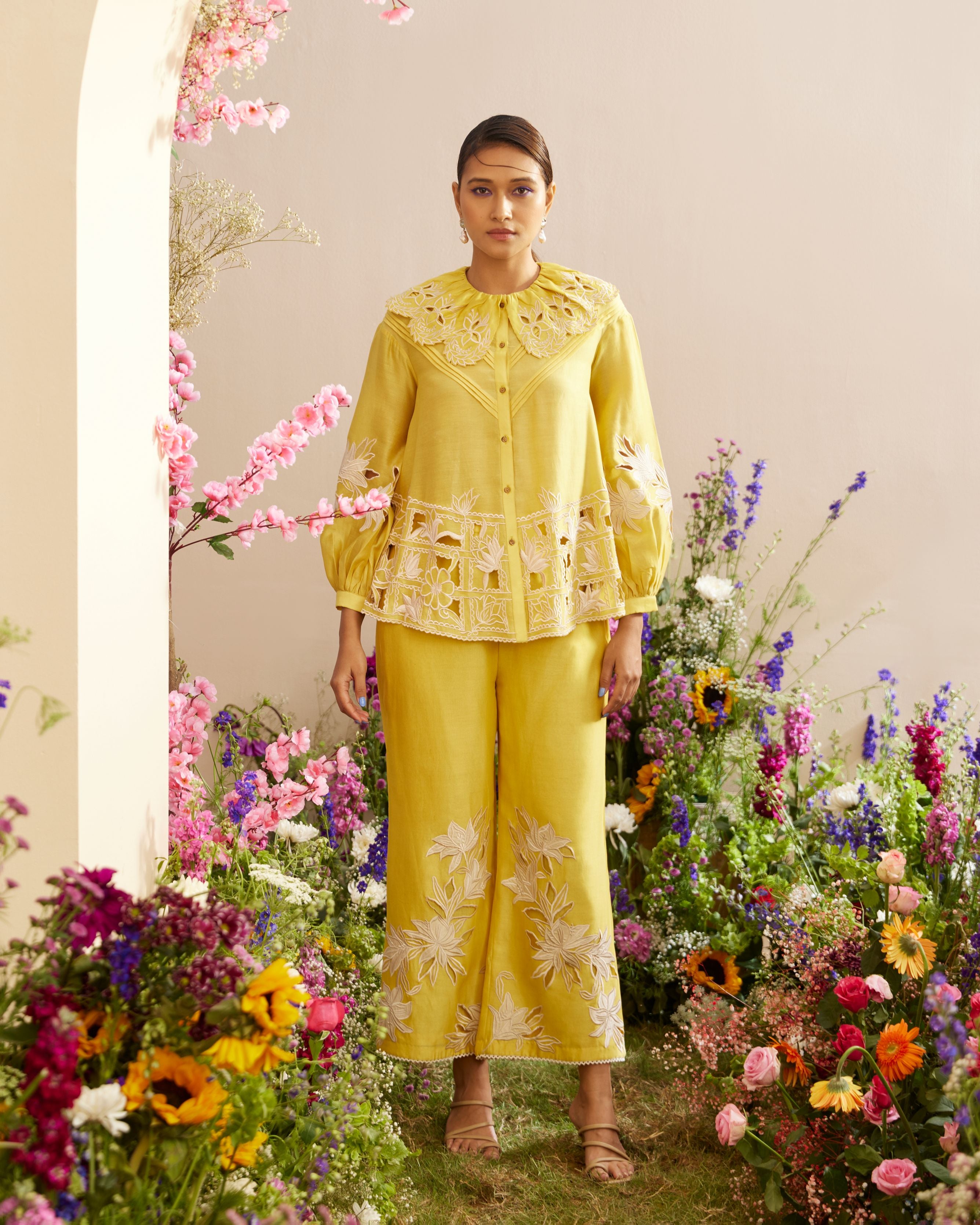 YELLOW CONTRAST EMBROIDERED SHIRT