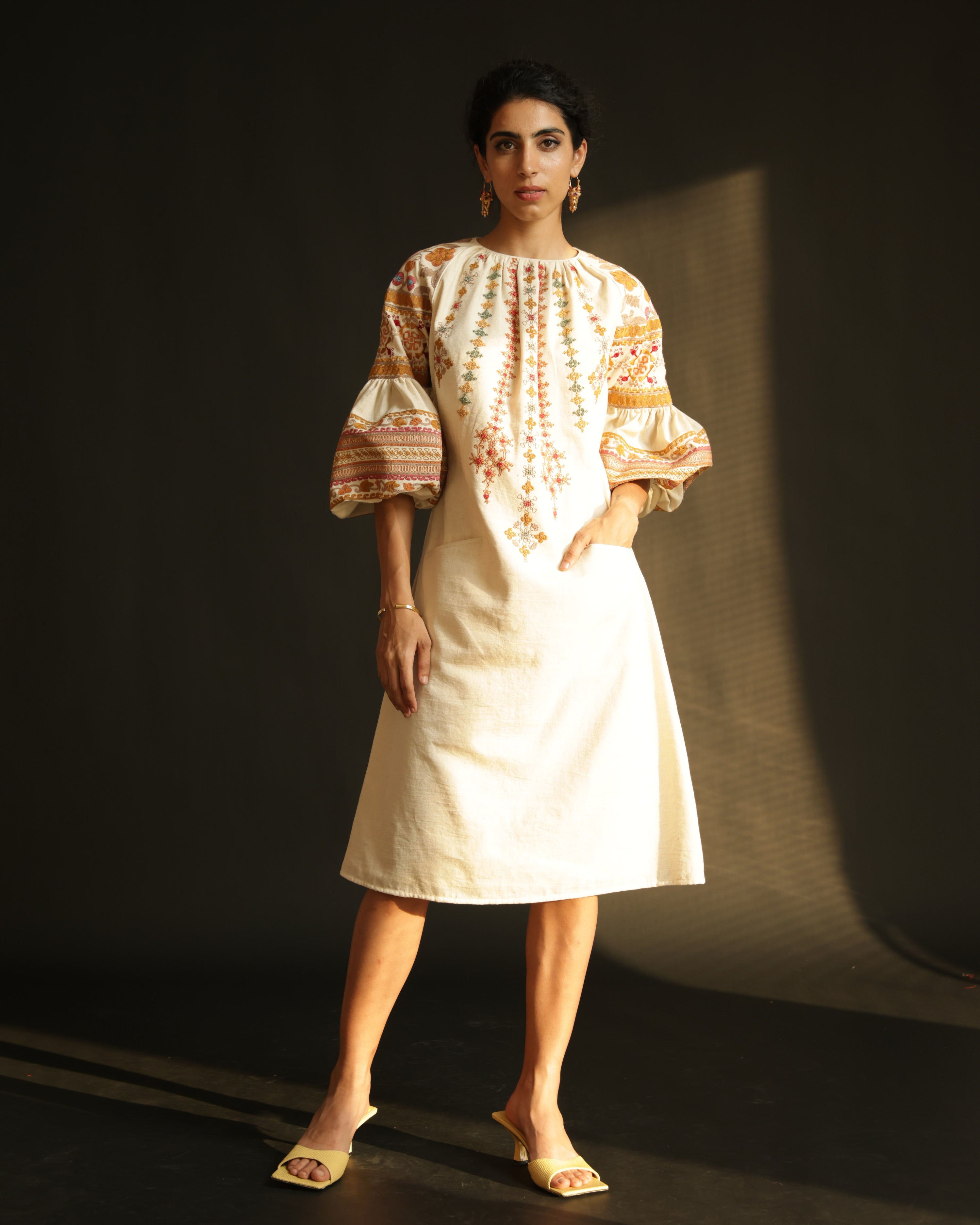 IVORY KALA COTTON EMBROIDERED DRESS WITH BALLOON SLEEVES