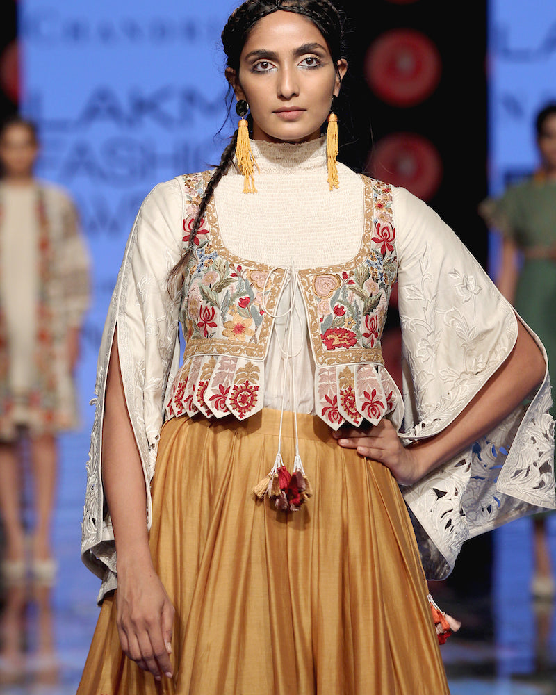 IVORY EMBROIDERED WAISTCOAT