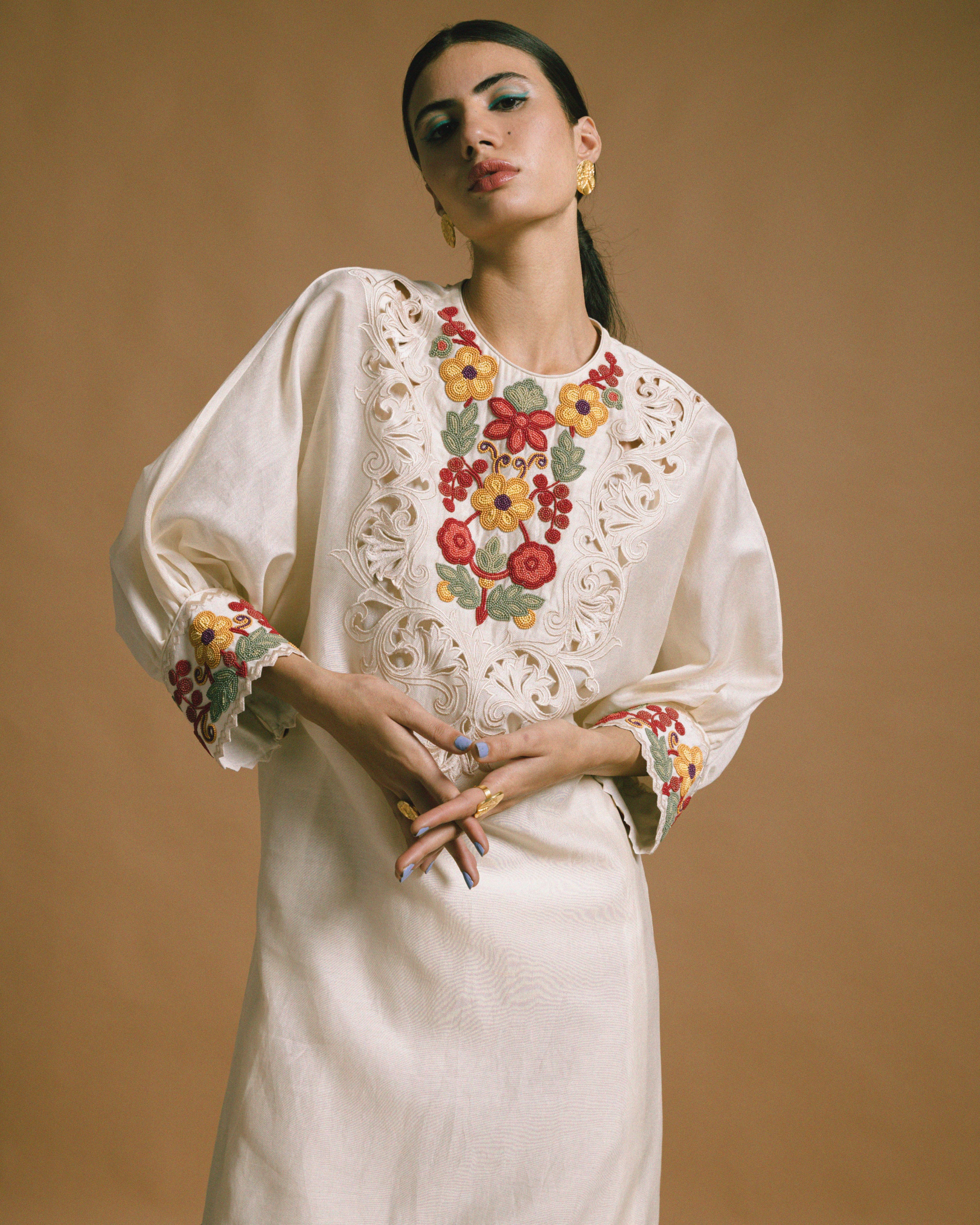 IVORY CHANDERI GATHERED KIMONO DRESS