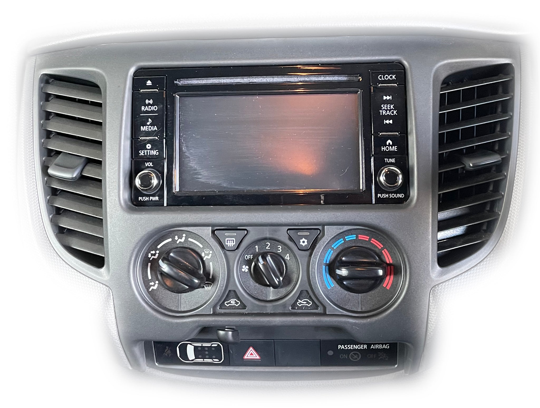 Mitsubishi l200 best head unit android apple