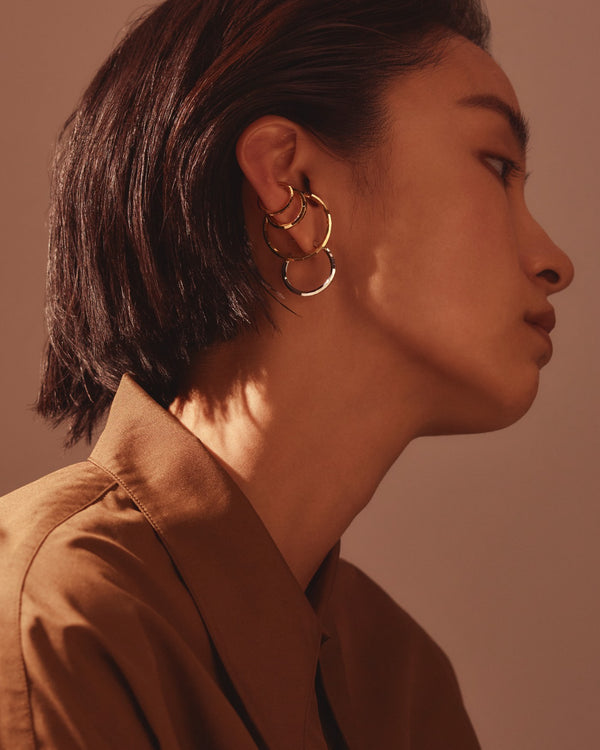 買い物 ELLIPSE SWAY EAR CUFF - PURE SILVER 999 - アクセサリー