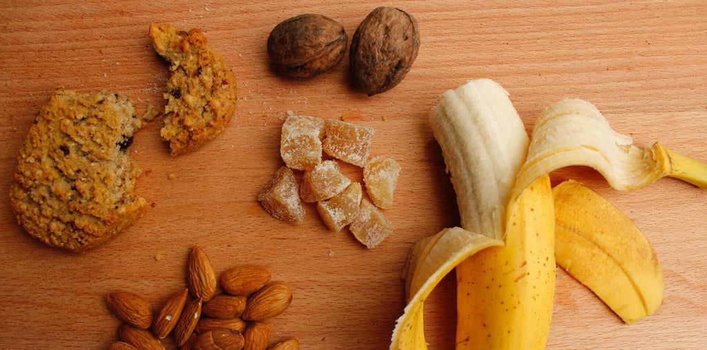 Banana, almonds, and dried fruits as complex carbs