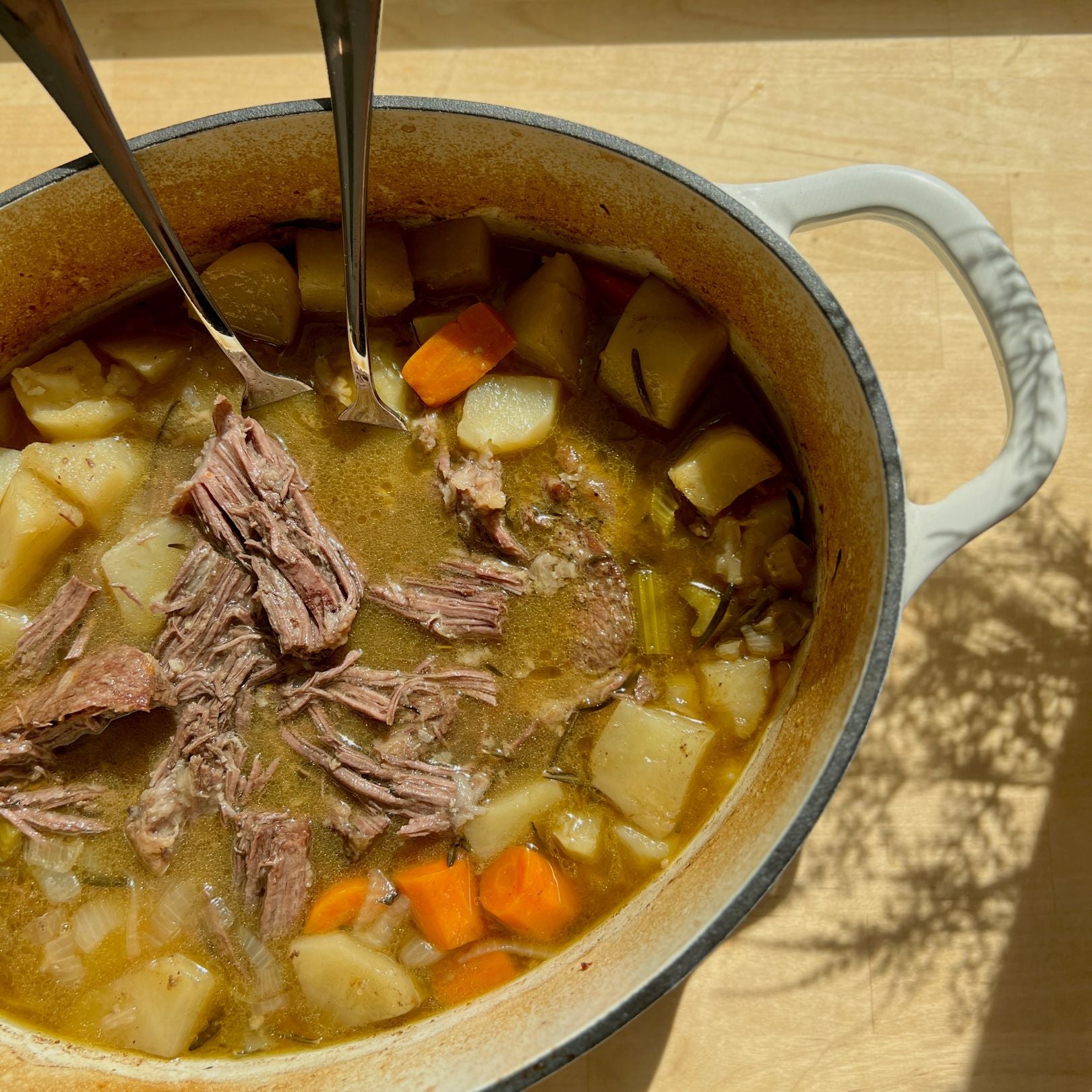 Pot Roast in White Dutch Oven