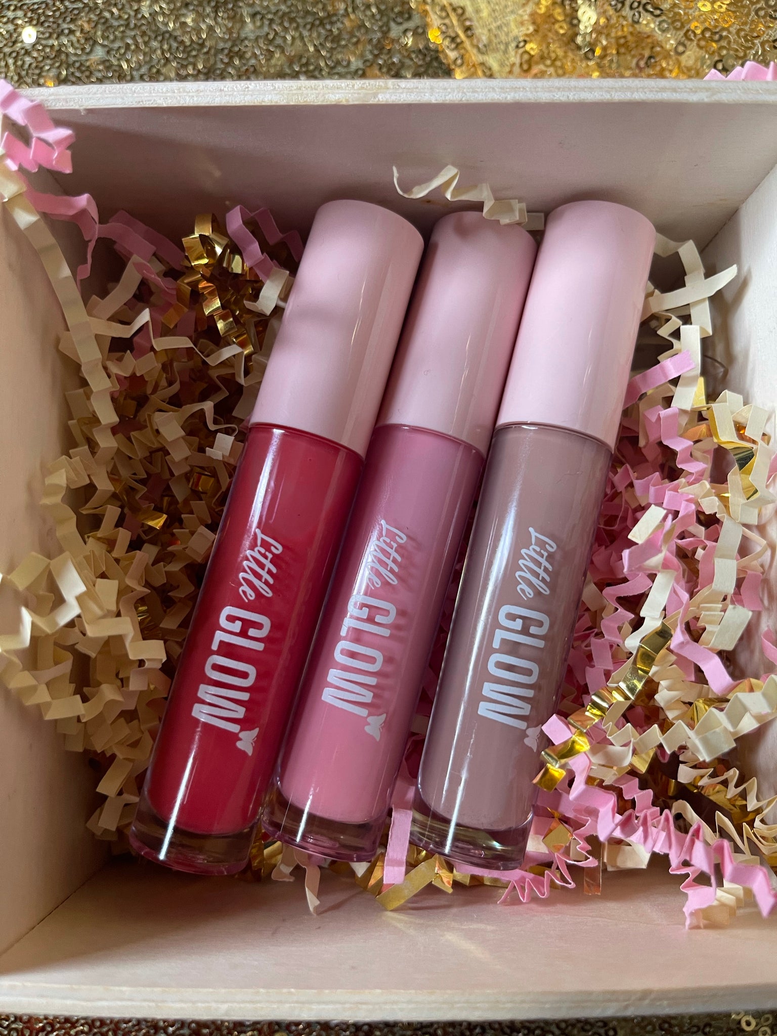 pretty little glow lip gloss