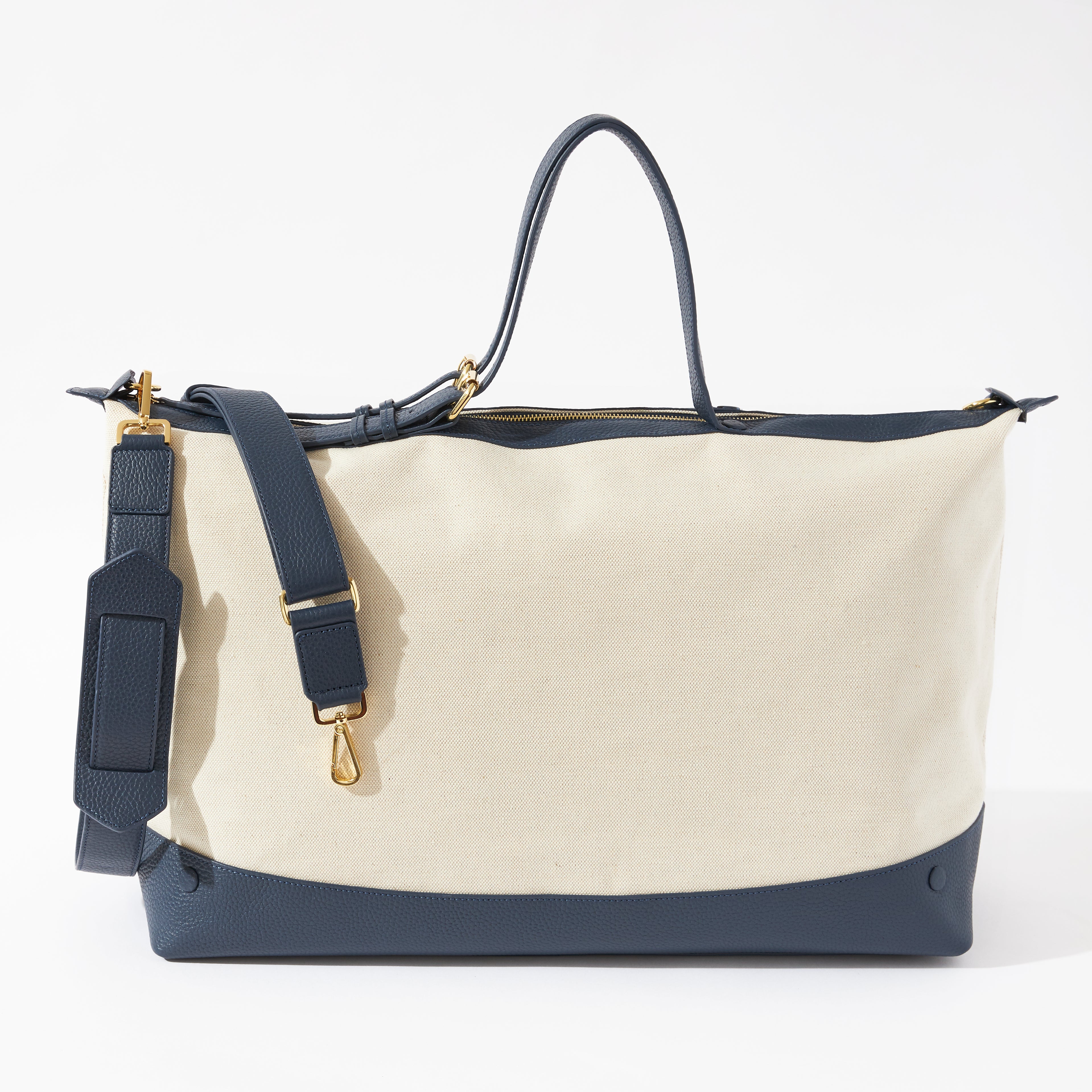 neely and chloe weekender