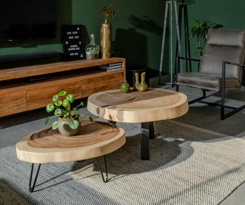 Kleverig werkzaamheid voeden Vijf unieke mogelijkheden met een ronde houten salontafel