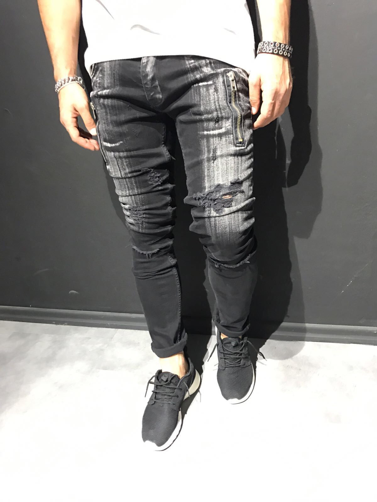 scratch jeans black