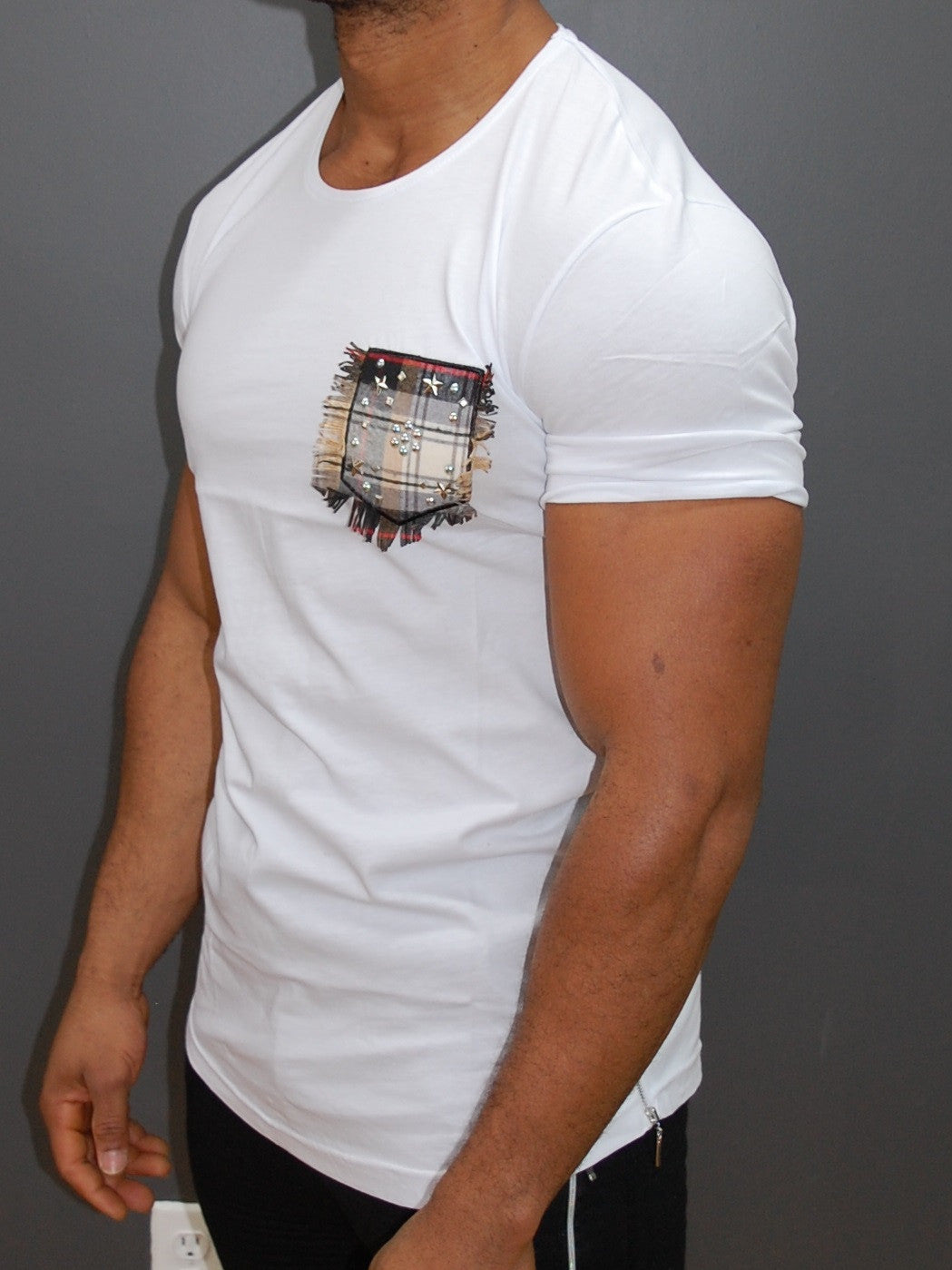 Download R&R Men Mock Stars Pocket T-shirt - White - FASH STOP