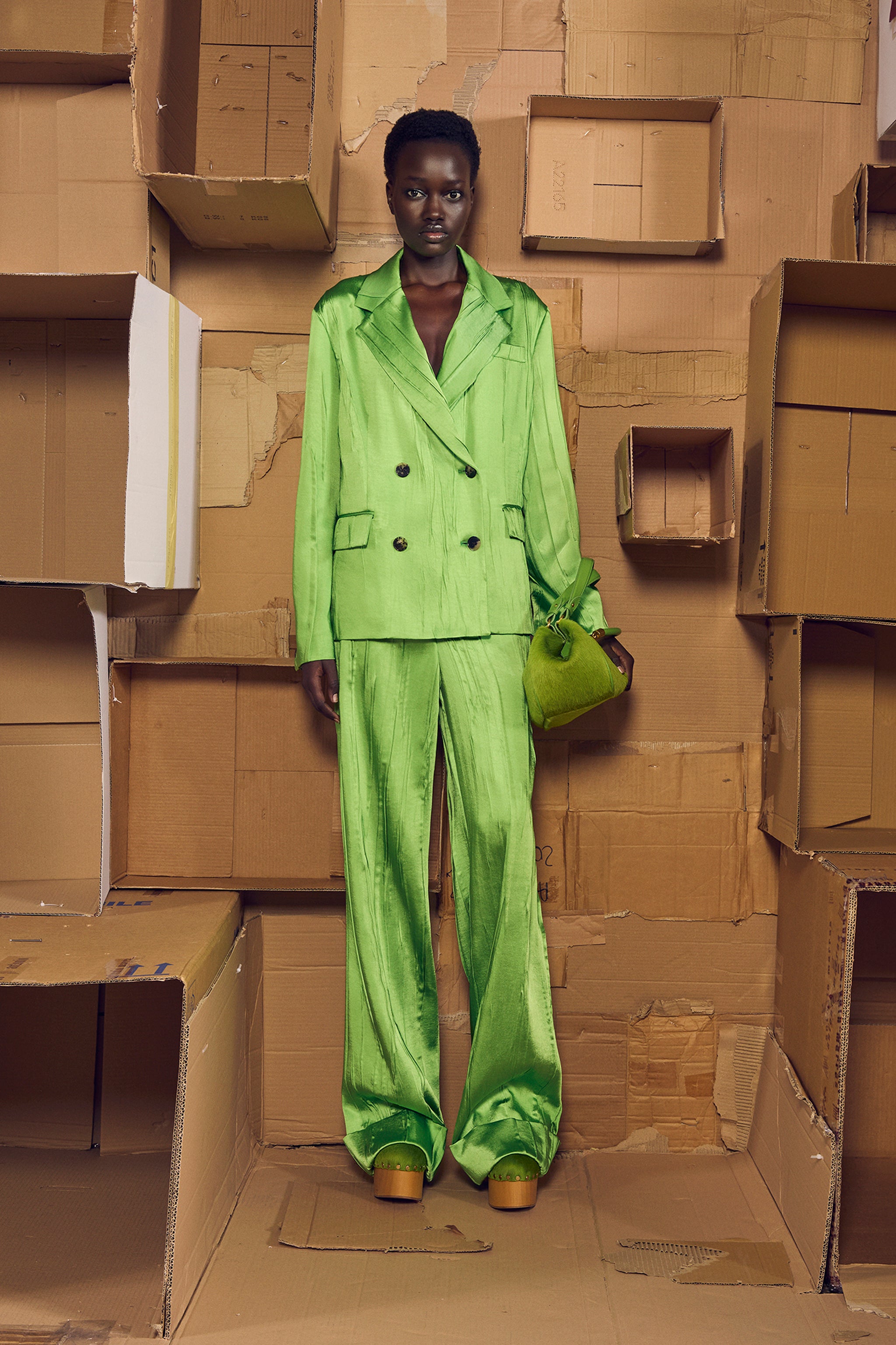 AM_PreFall25_5.jpg__PID:35fe15fa-3d7f-4e1b-8a5a-82a0e76eaaa7
