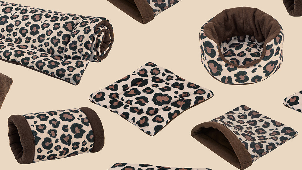 Collection d'accessoires polaires pour cochons d'inde de motif léopard et couleur marron