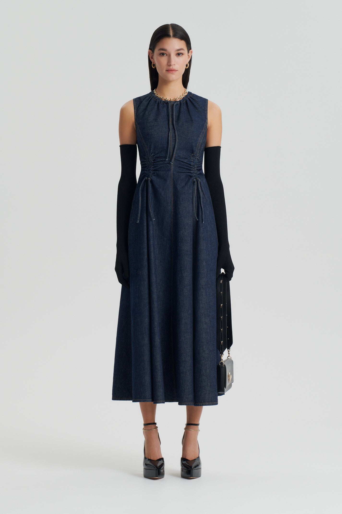 Denim cargo dress – indigo