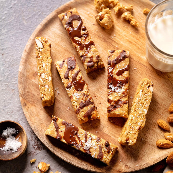 Gezonde snacks: veganistische bananenbroodrepen