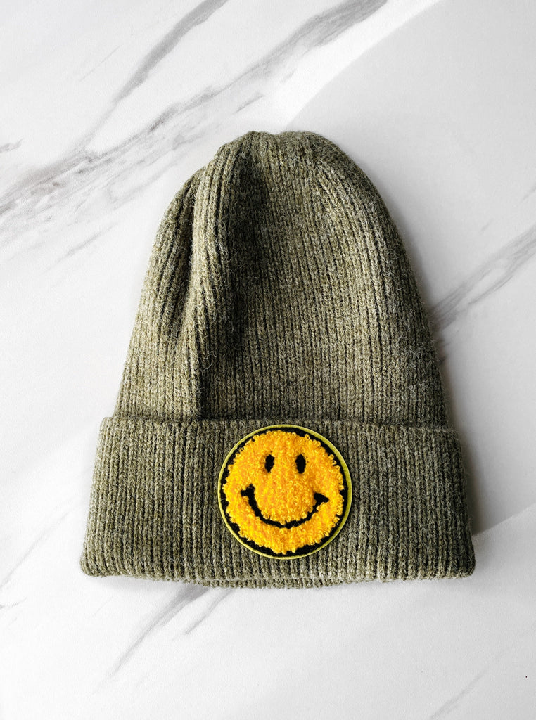 urban outfitters smiley beanie