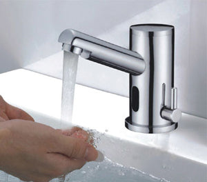 auto functioning faucet with a sensor