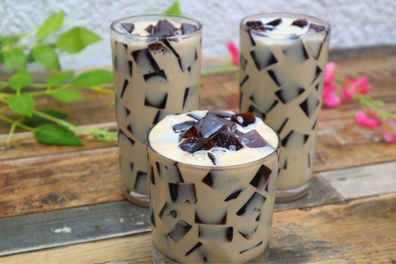 4 Low Calorie Desserts You Can Make With Coffee